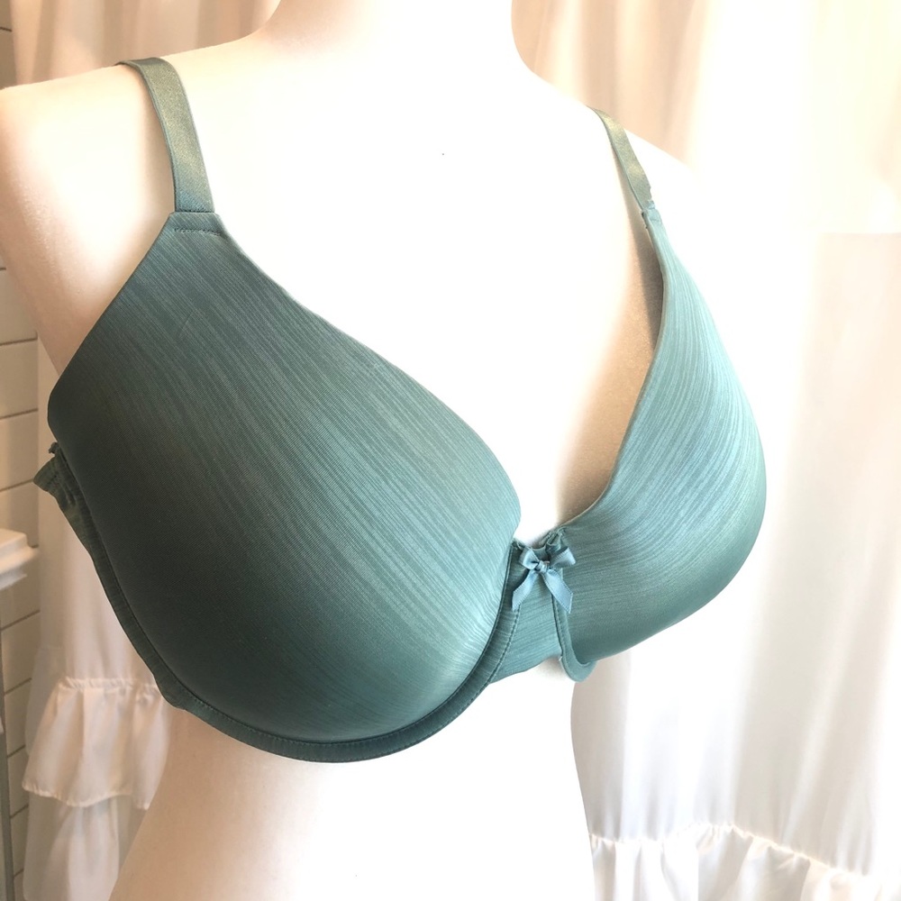 EUC Secret Treasures green underwire bra, 40DD